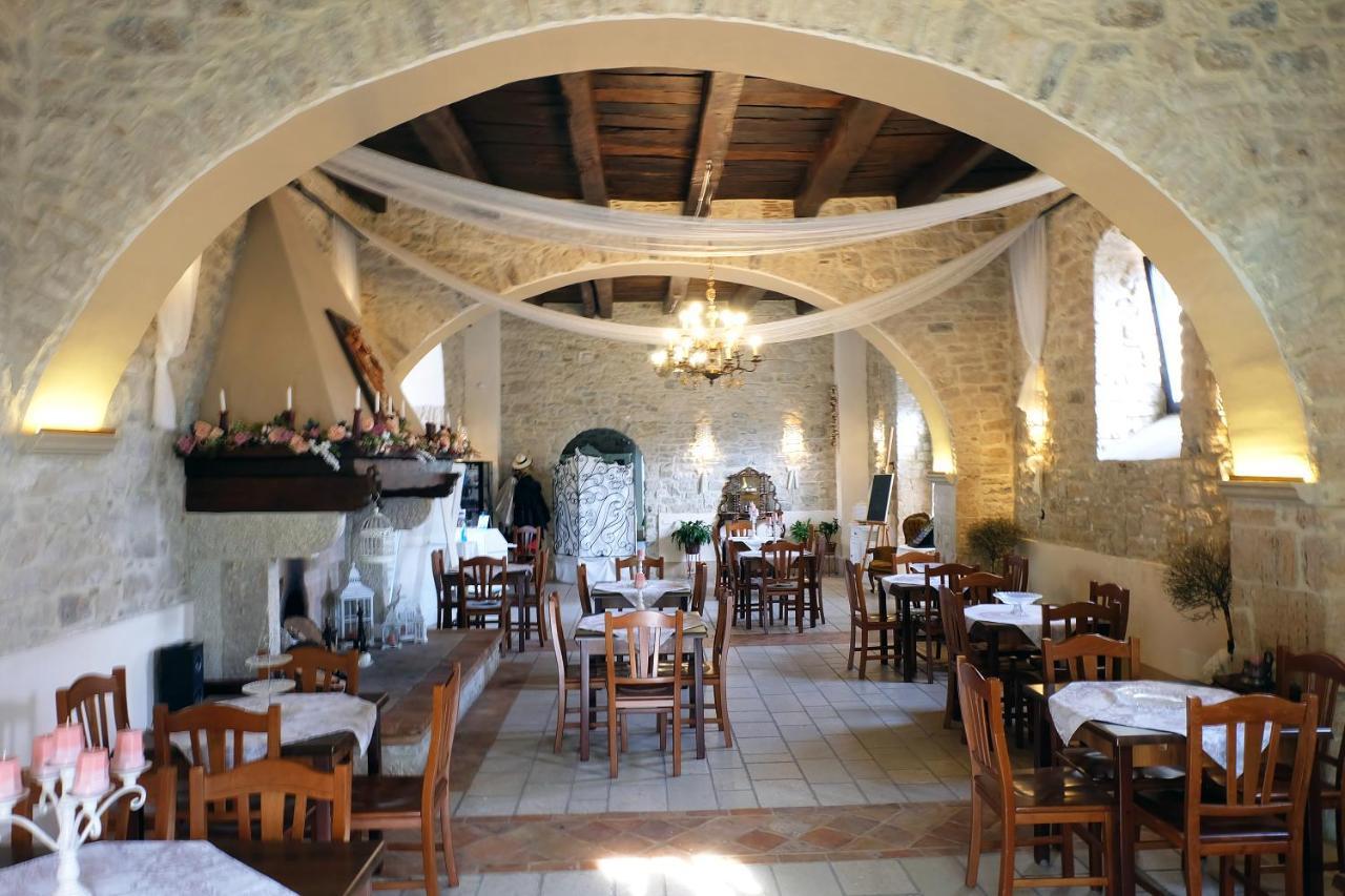 Antica Taverna Del Principe Sepino Extérieur photo